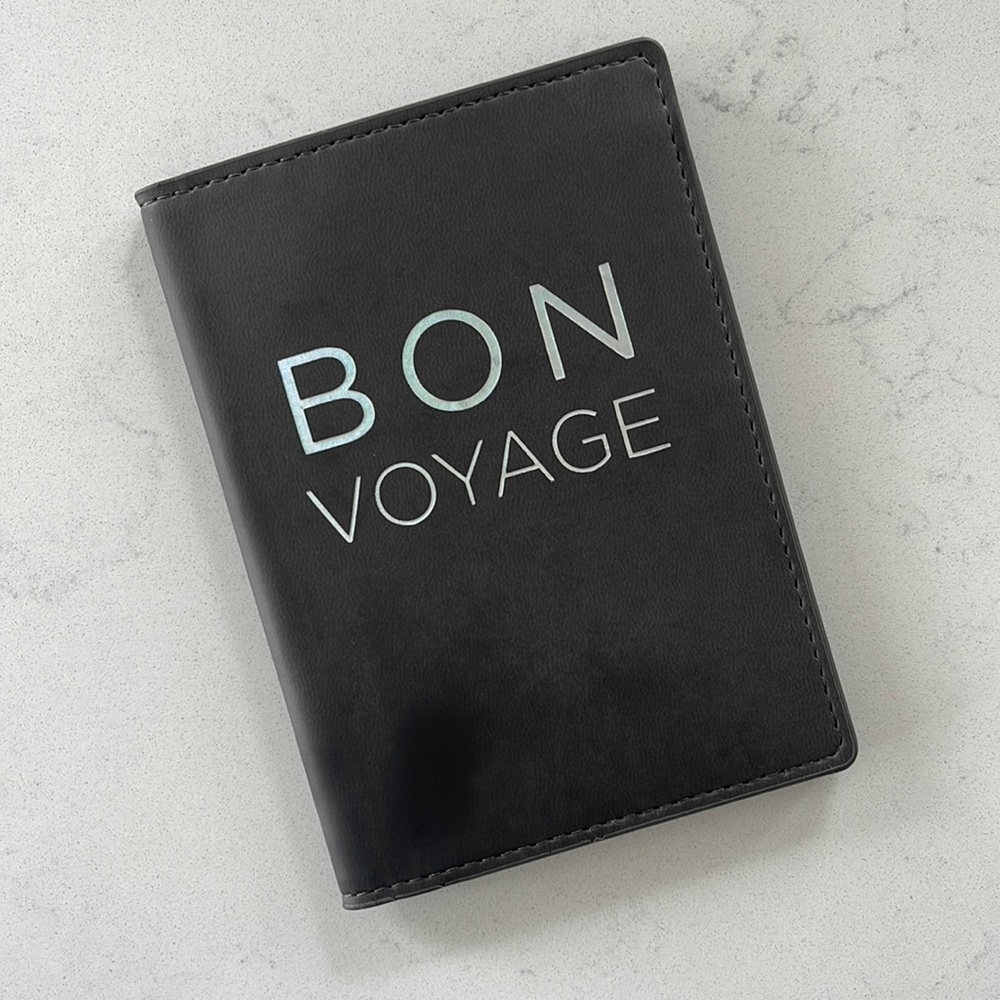 Via Lorenzo “Bon Voyage” Grey Passport Cover